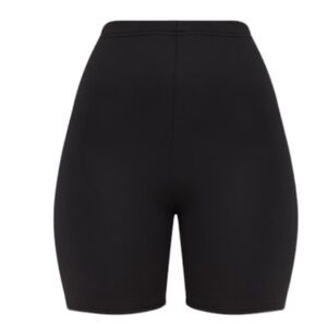 PrettyLittleThing Scuba Wet Look Cycle Shorts Size 12 NWT